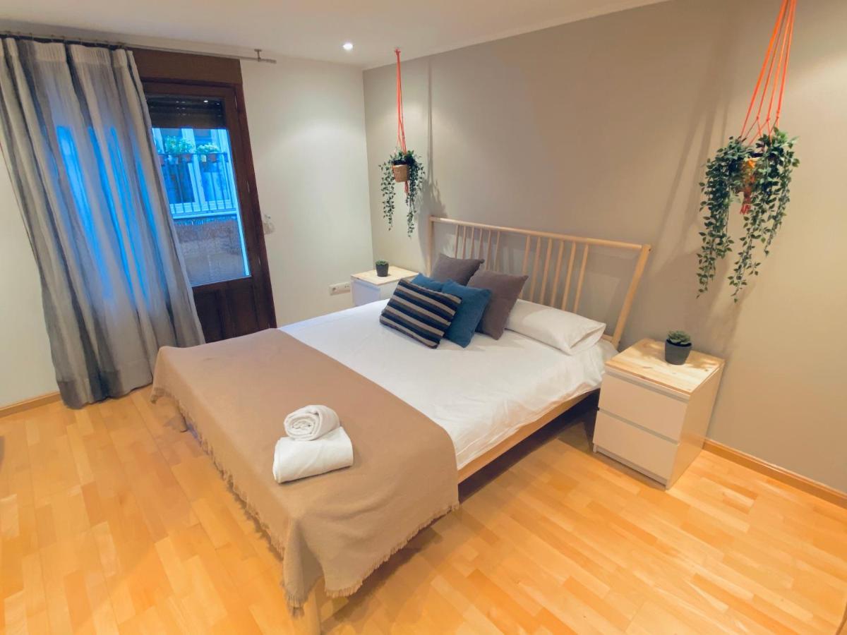Ferienwohnung Oupen De Dor - Virgenes El Pilar Saragossa Exterior foto
