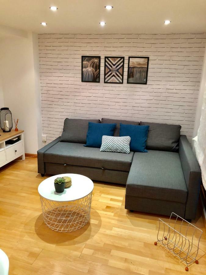 Ferienwohnung Oupen De Dor - Virgenes El Pilar Saragossa Exterior foto
